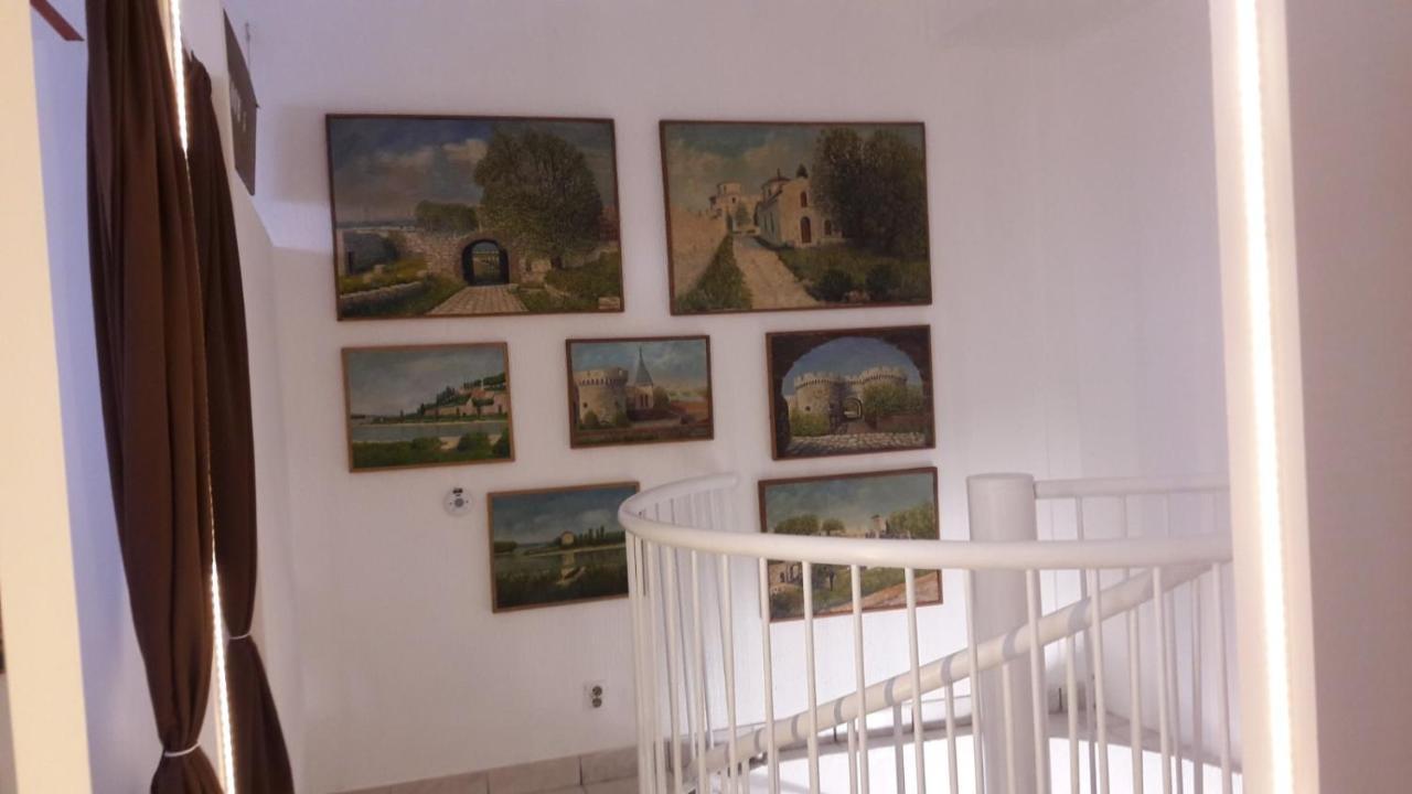 Hostel Terazije Belgrado Buitenkant foto