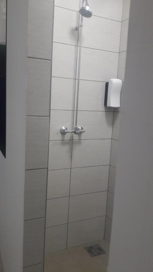 Hostel Terazije Belgrado Buitenkant foto